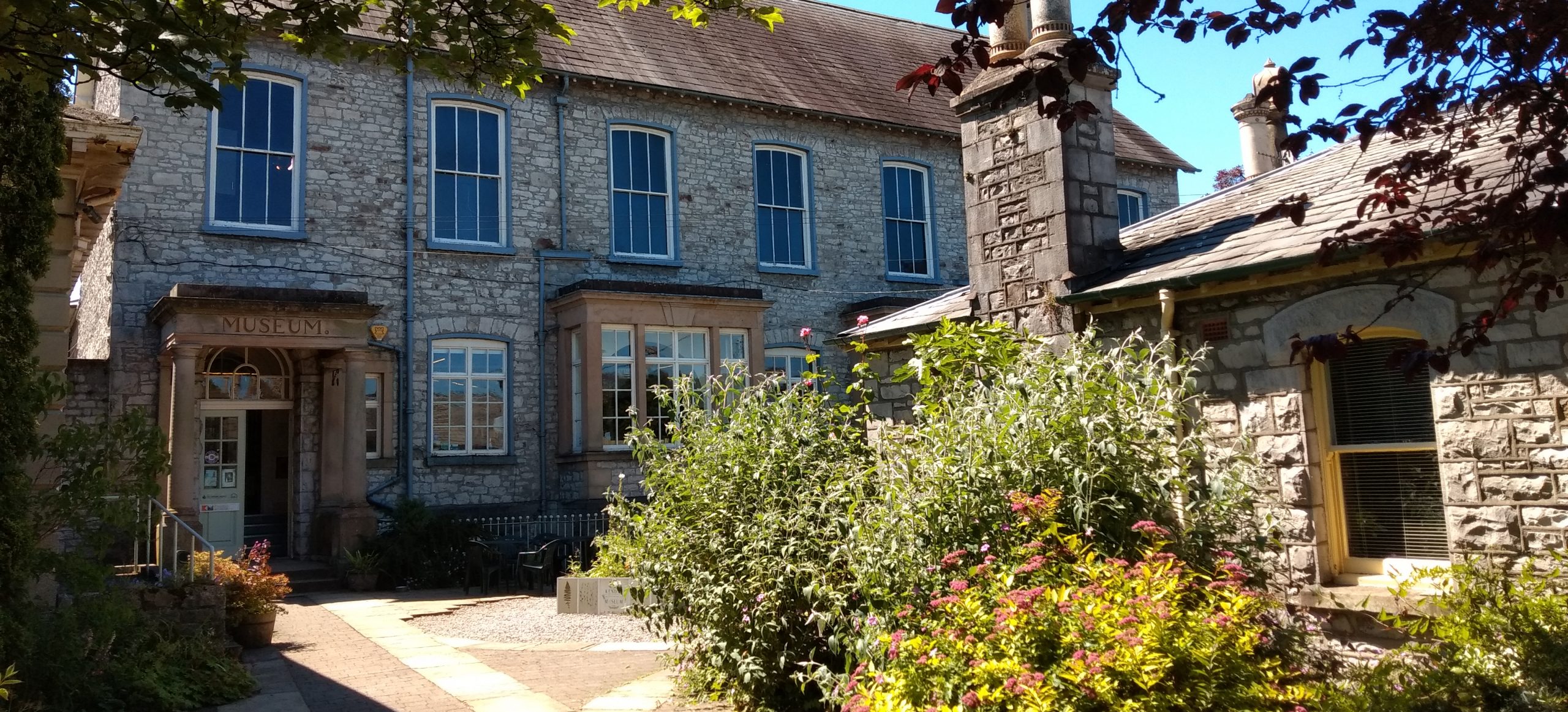 Kendal Museum entrance